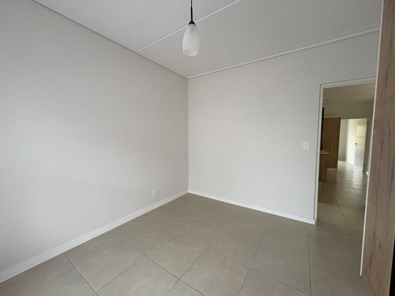 To Let 3 Bedroom Property for Rent in Richwood Western Cape